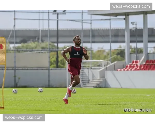 转会窗关闭前，一名巴西边缘国脚压哨租借加盟中超升班马